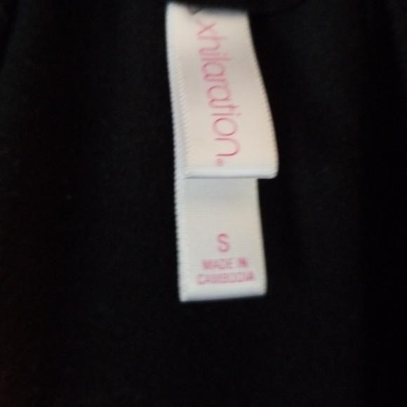 Button down vest. - Picture 2 of 3